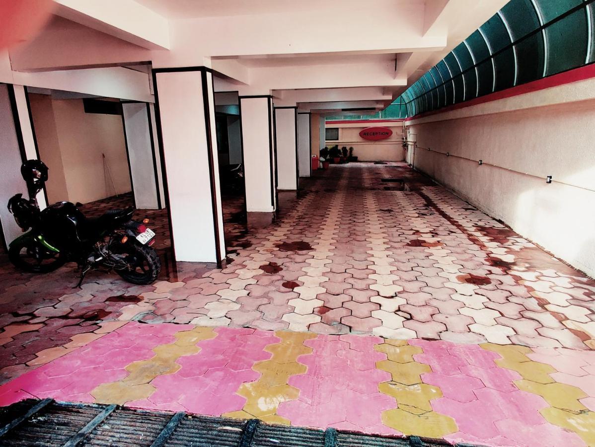 Amruth Inn Guruvāyūr Εξωτερικό φωτογραφία
